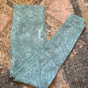 Light Green Seamless Scrunch GymShark Leggings